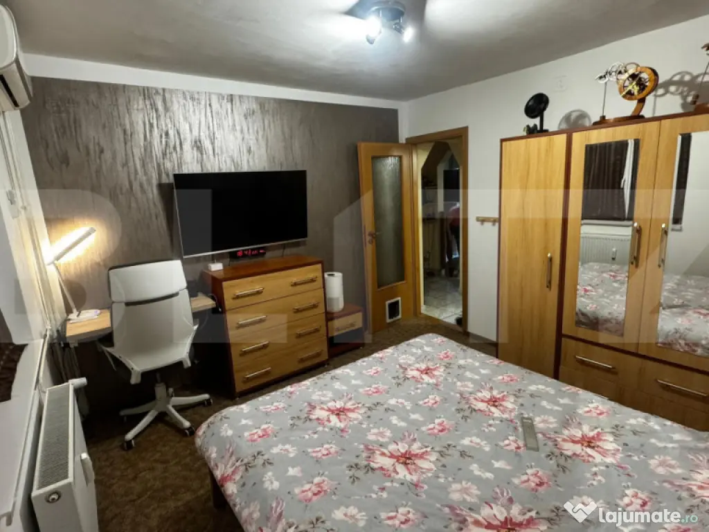 Apartament 4 camere decomandate, 86 mp, zona Soarelui