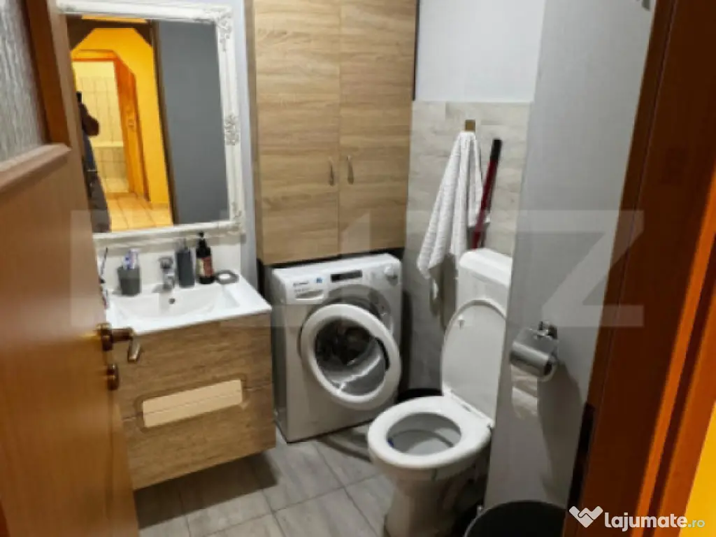 Apartament 4 camere decomandate, 86 mp, zona Soarelui