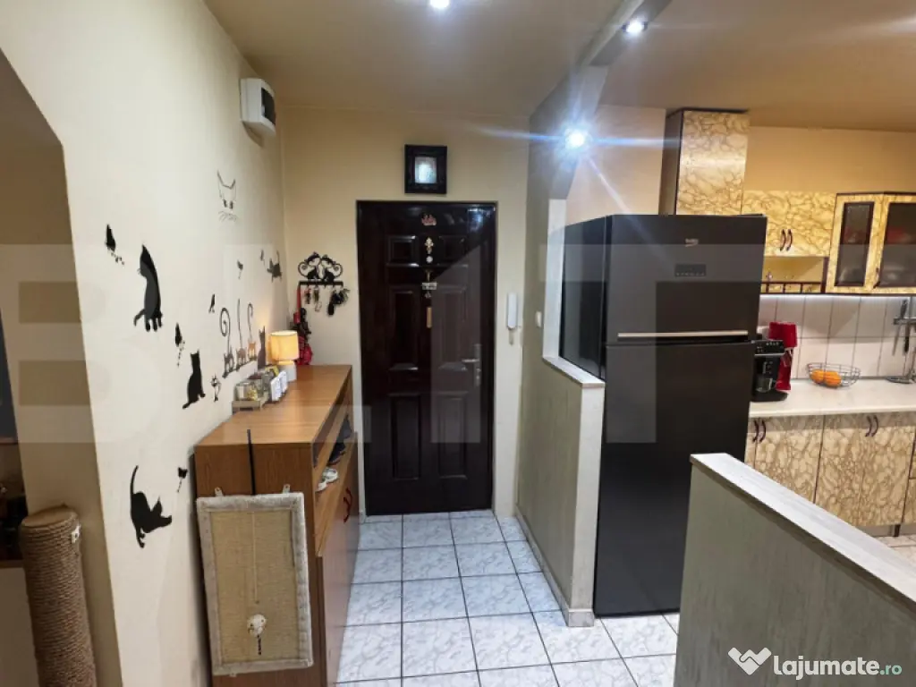 Apartament 4 camere decomandate, 86 mp, zona Soarelui