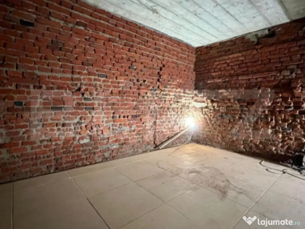 Spațiu Comercial, 70 mp , demisol, ultracentral 