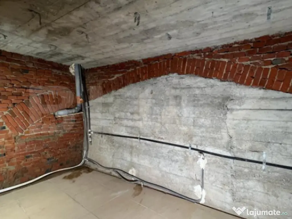 Spațiu Comercial, 70 mp , demisol, ultracentral 