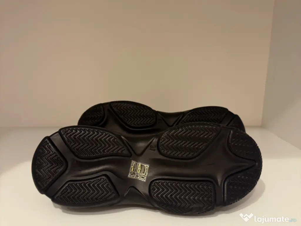 Adidași Piele Prego 