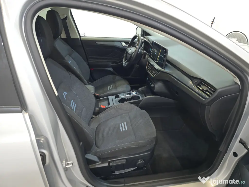 Ford Focus Active 2023 Automat 1.5 Diesel 120CP FULL LED NAVI CAMERA INCALZIRE V 