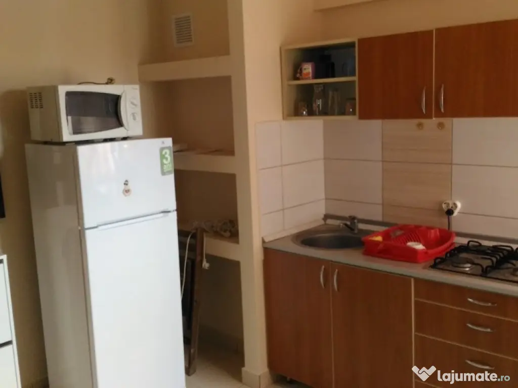 Ocazie vând apartament 2 camere decomandat 