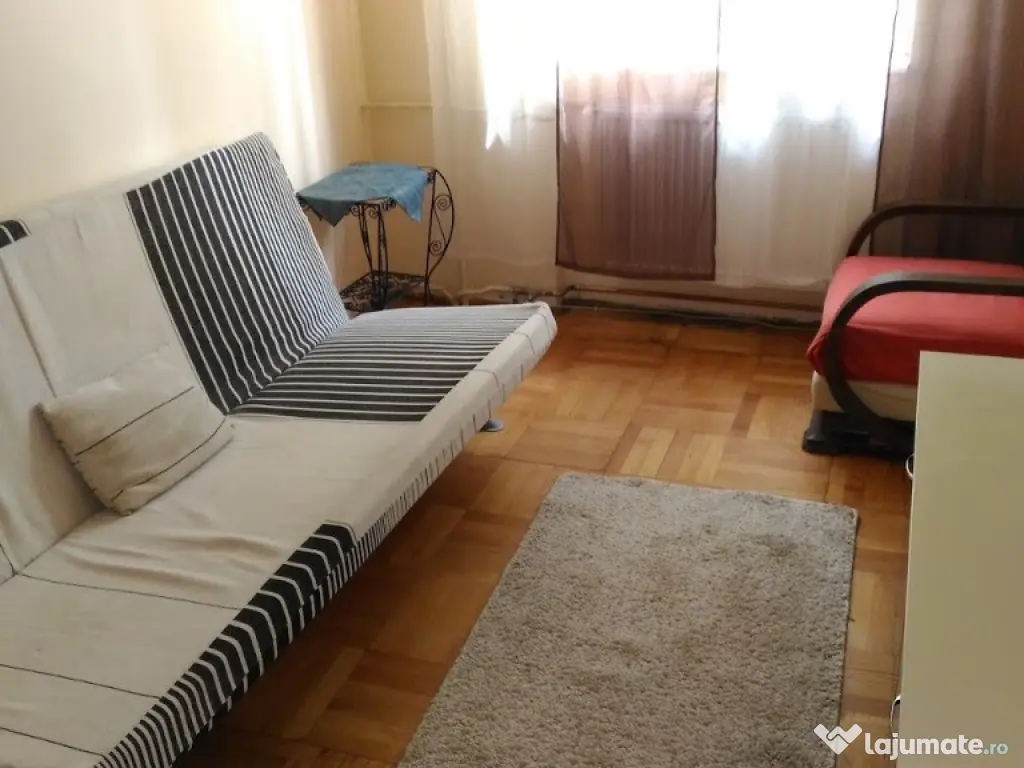 Ocazie vând apartament 2 camere decomandat 