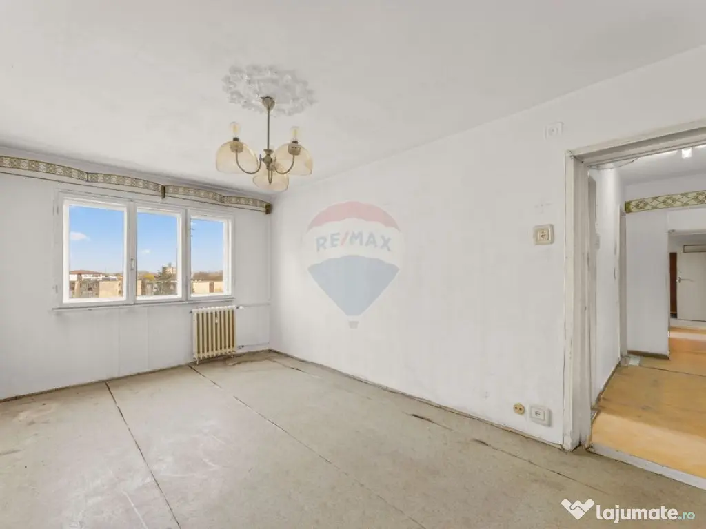 Apartament cu 3 camere de vânzare în zona Aurel Vlaicu 