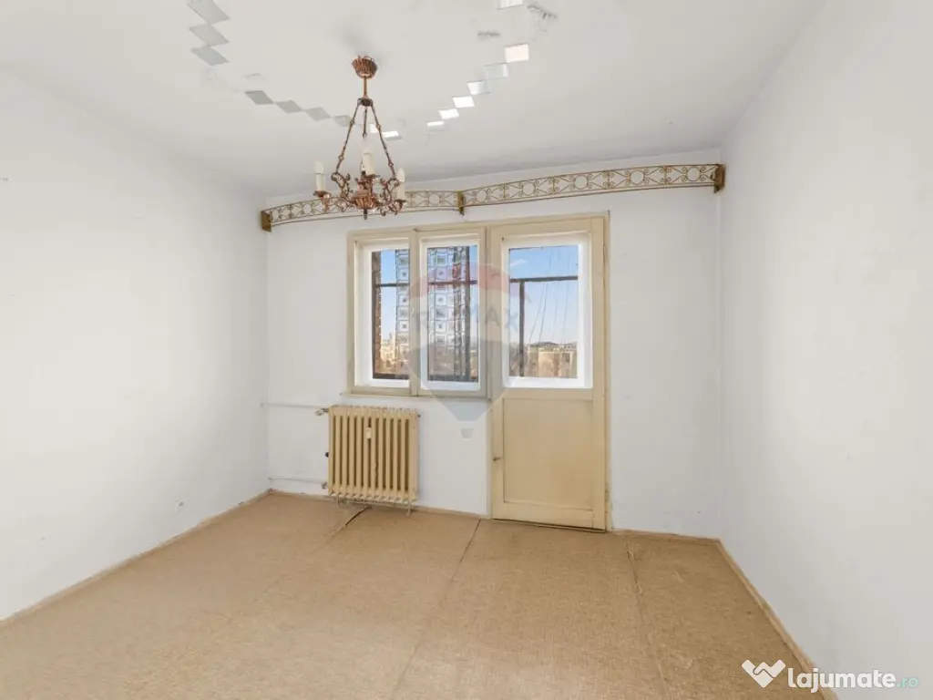 Apartament cu 3 camere de vânzare în zona Aurel Vlaicu 