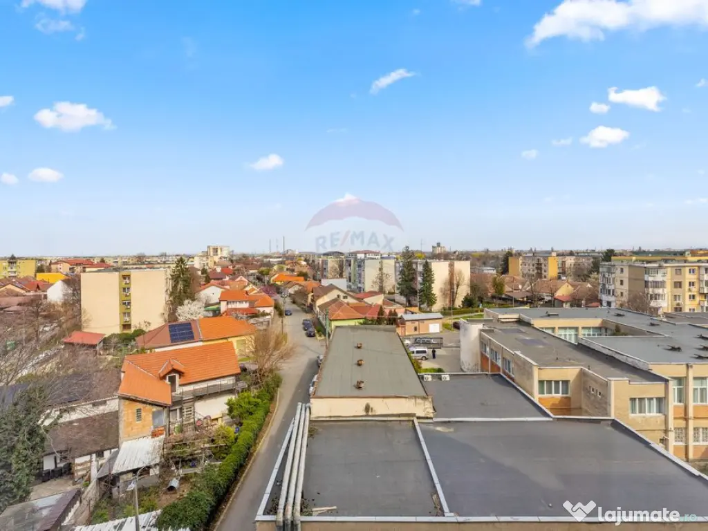 Apartament cu 3 camere de vânzare în zona Aurel Vlaicu 