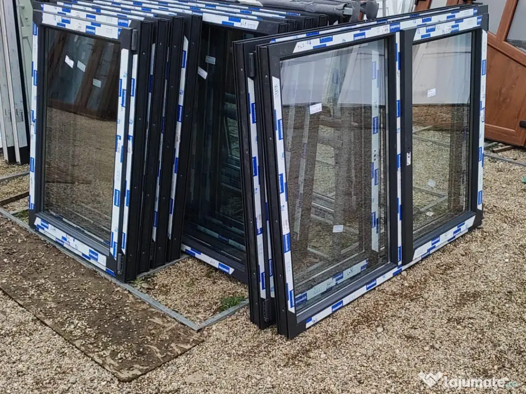 ferestre termopan gri antarcit 3 canate dec la 1350 lei 