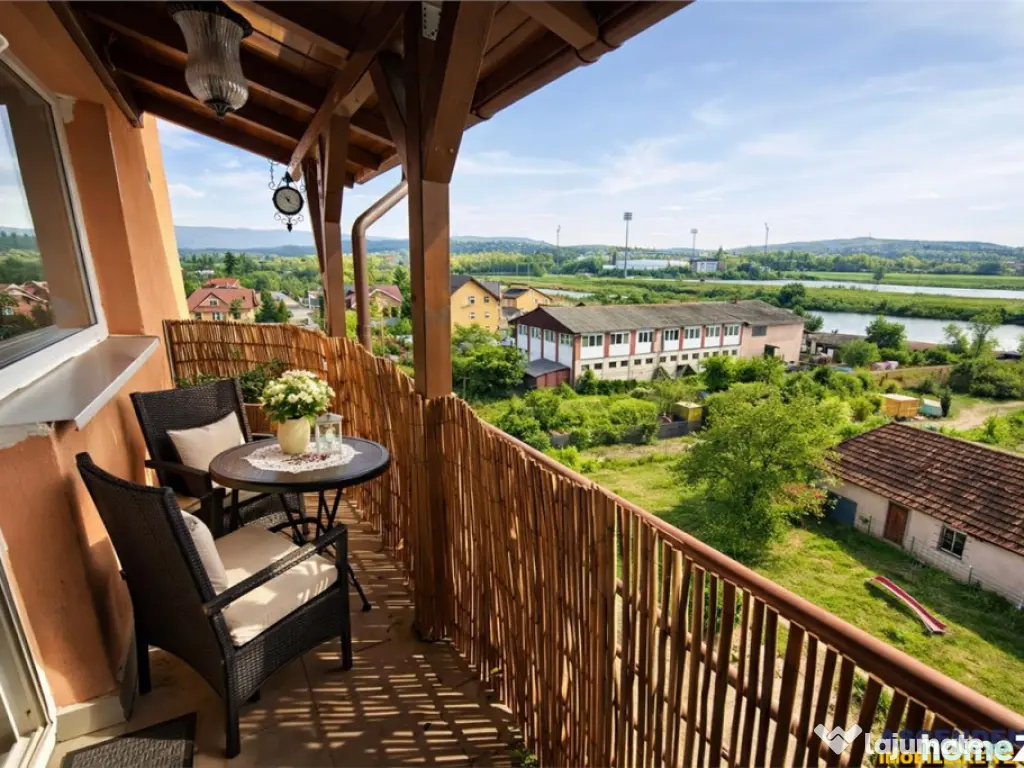 3 camere,panoramic,75 mp,mobilat,terasa, lift,parcare,Unirii 