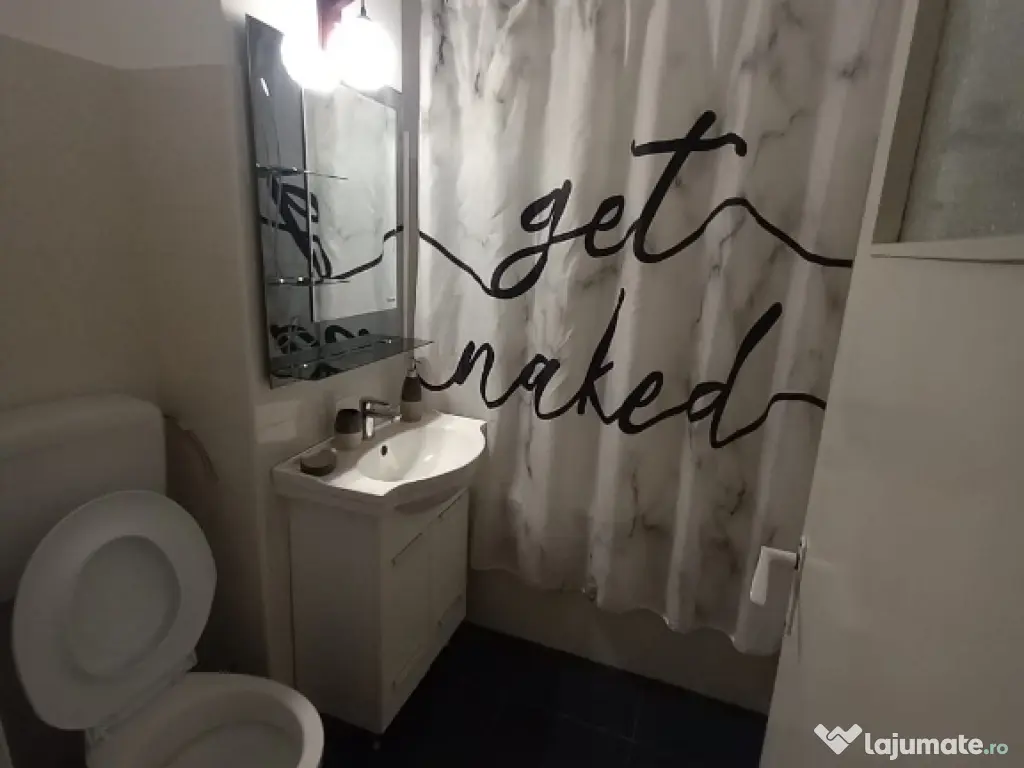 Proprietar închiriez apartament 2 camere  Apărătorii Patriei 