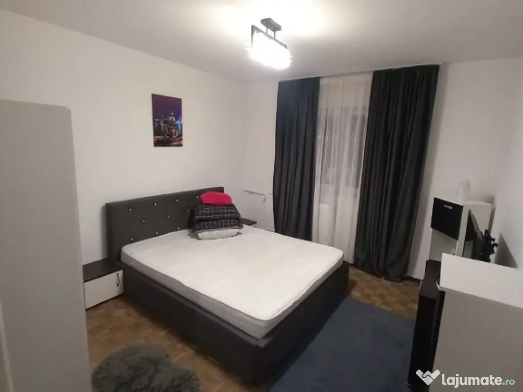 Proprietar închiriez apartament 2 camere  Apărătorii Patriei 