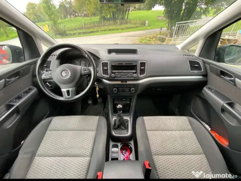 Dezmembrez Sharan 7n 4x4 an 2012 