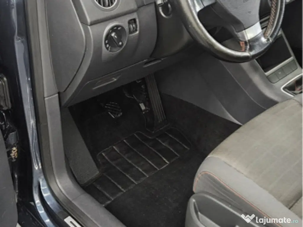 Volkswagen Golf 5, Plus 2.0 TDI. Recent adus din Germania! 