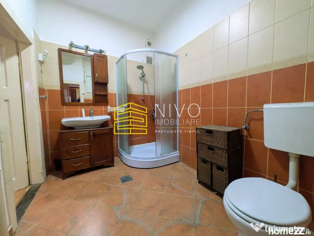 Apartament 4 camere – Tg. Mureș – Semicentral – St... 