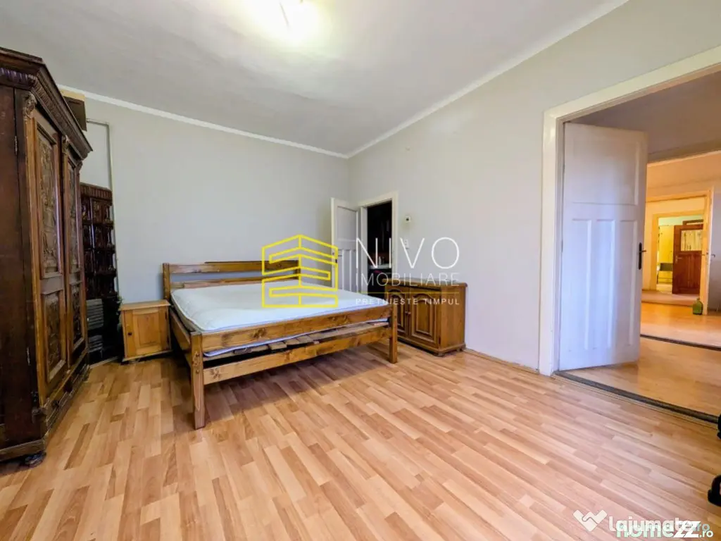 Apartament 4 camere – Tg. Mureș – Semicentral – St... 