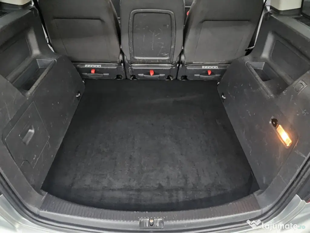 Volkswagen Touran 2.0 TDI recent adus din Germania 