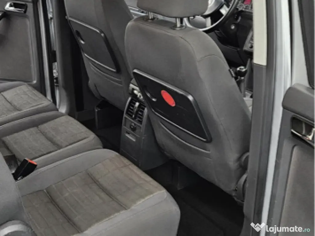 Volkswagen Touran 2.0 TDI recent adus din Germania 