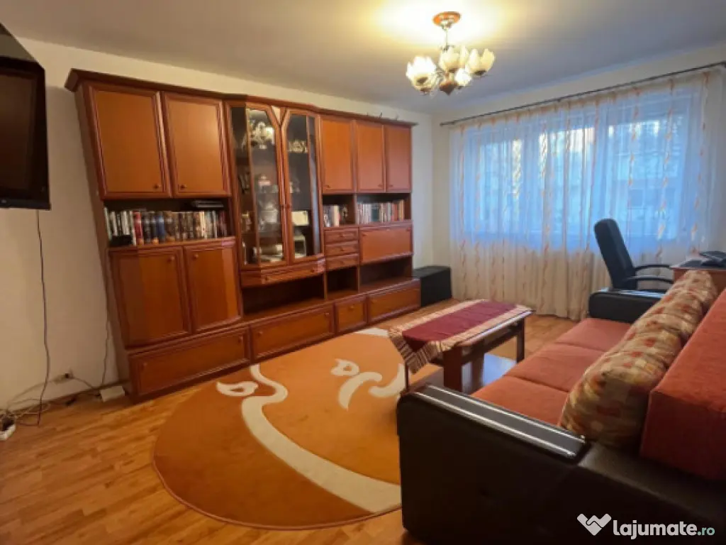 Apartament 3 camere, 55 mp utili, zona Bogdan Voda 