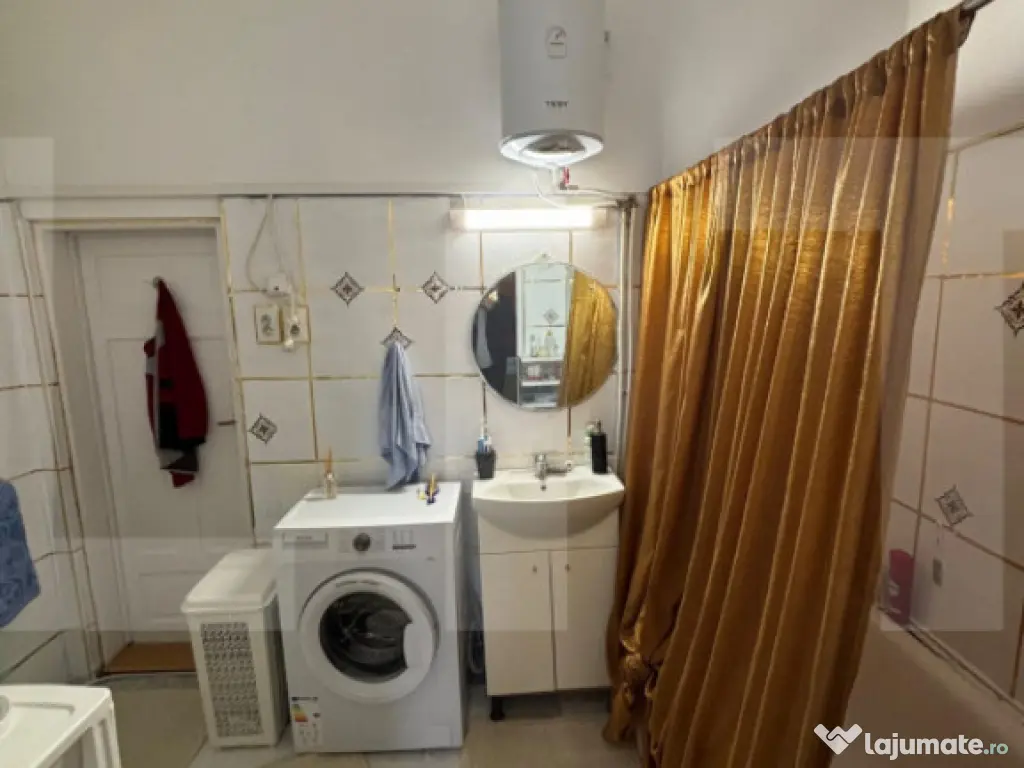 Apartament 3 camere, 85 mp utili, zona Ultracentral 