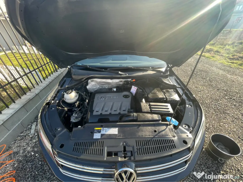Vând Volkswagen Tiguan 