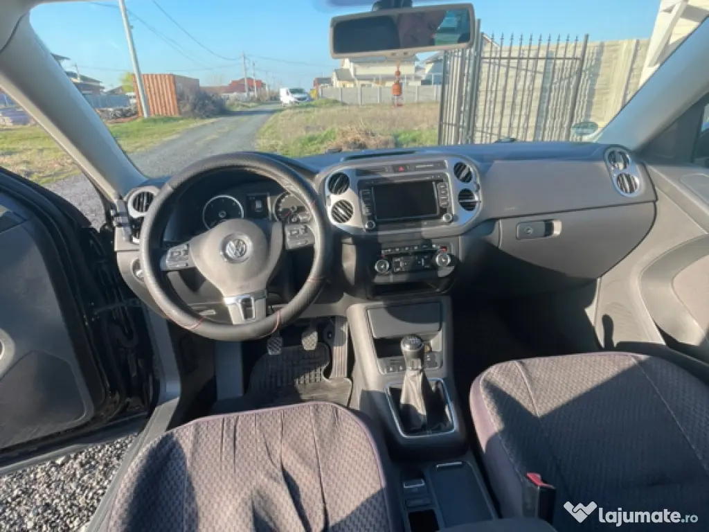 Vând Volkswagen Tiguan 
