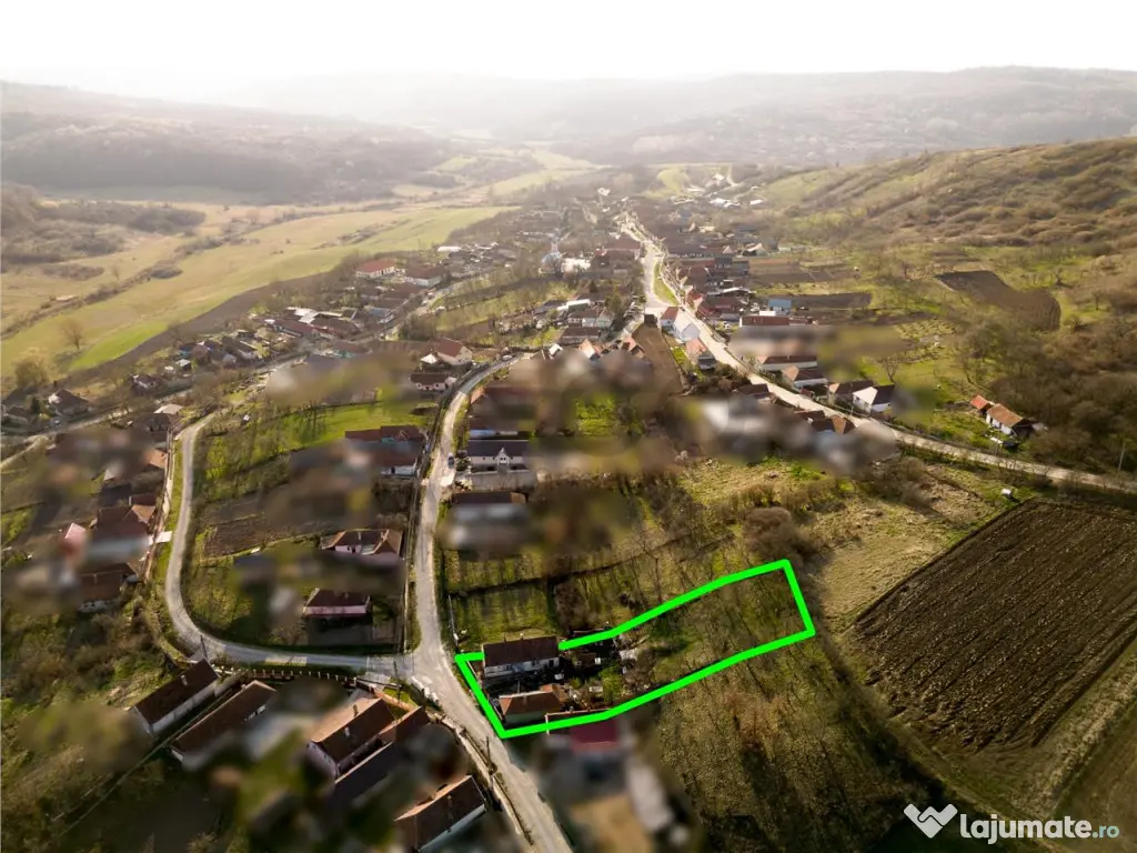 RECO Casa la tara intr-o zona pitoreasca, la 28km de Oradea 