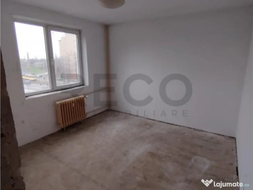 RECO apartament cu 3 camere decomandat cu lift 