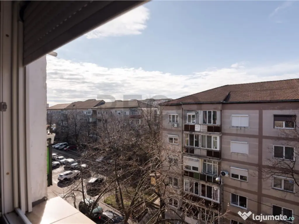 RECO. Garsoniera 15 mp utili, etajul 4, zona Rogerius 