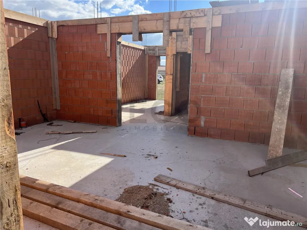 RECO apartament 2 camere in Santandrei 