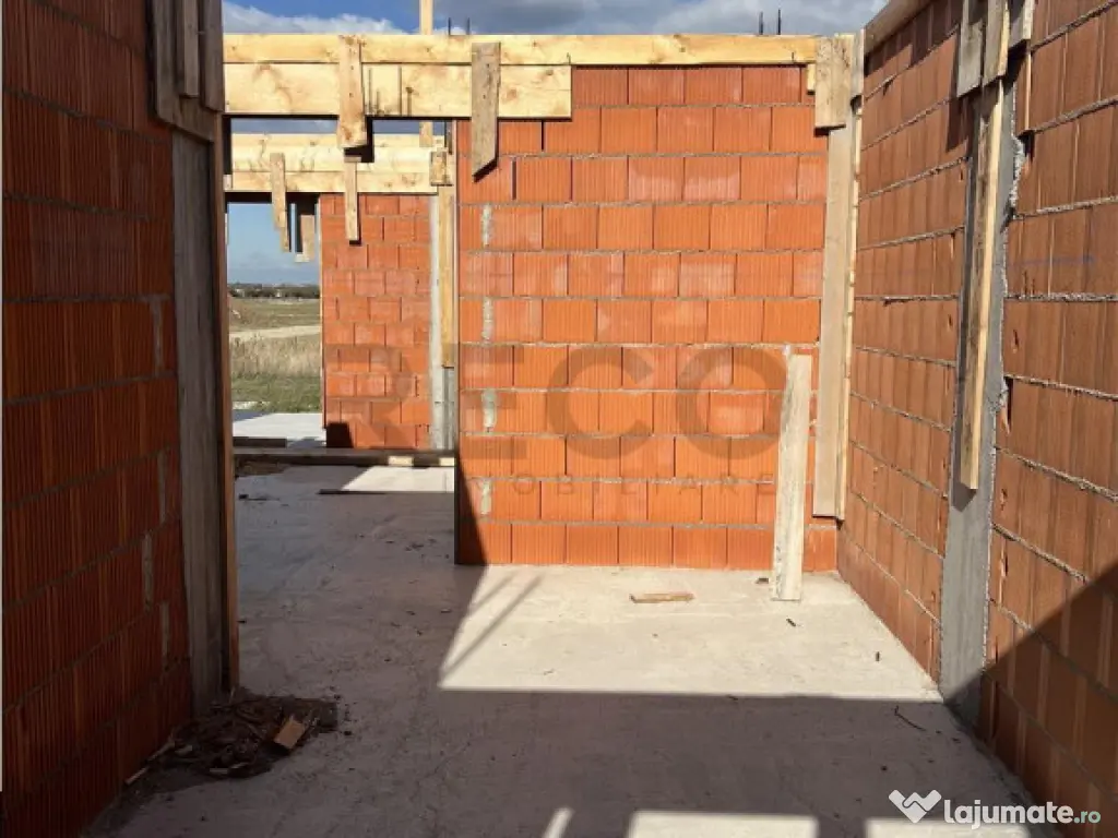 RECO apartament 2 camere in Santandrei 