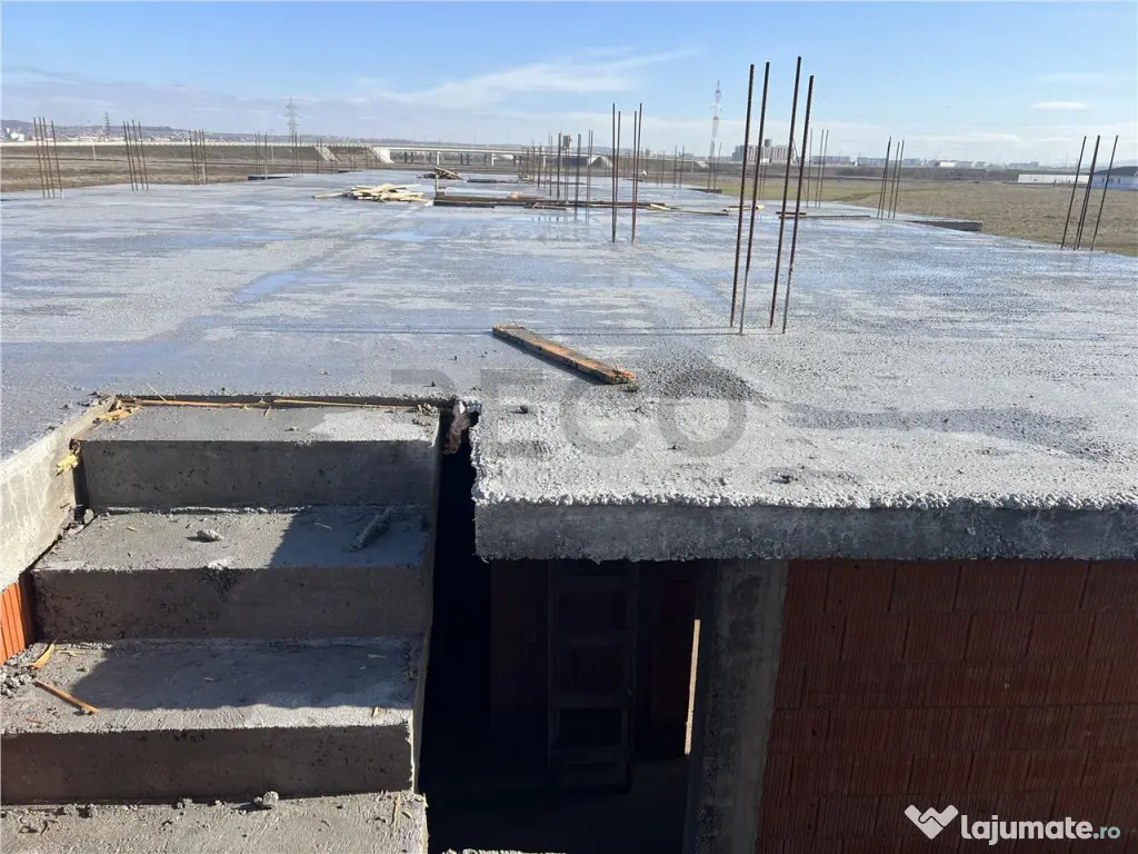 RECO apartament 2 camere in Santandrei 