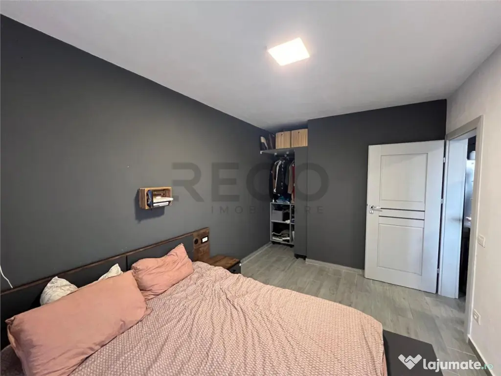 RECO, Apartament 2 camere, decomandat, loc de parcare, West 