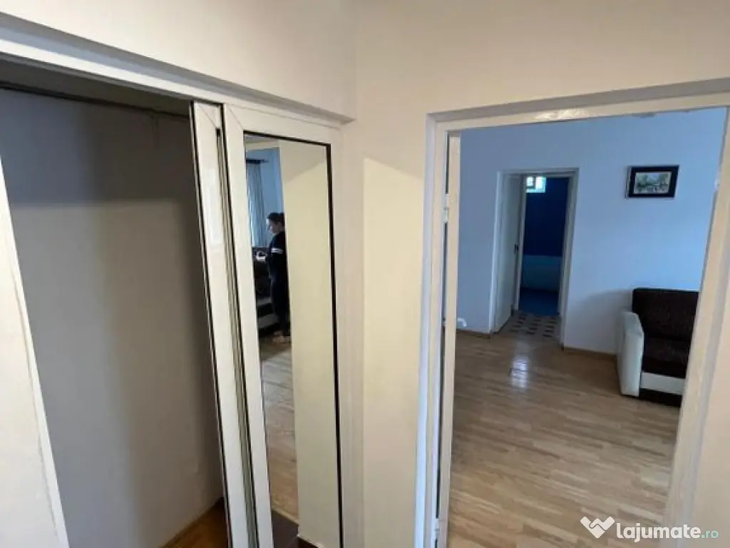 Apartament 3 camere Dacia 