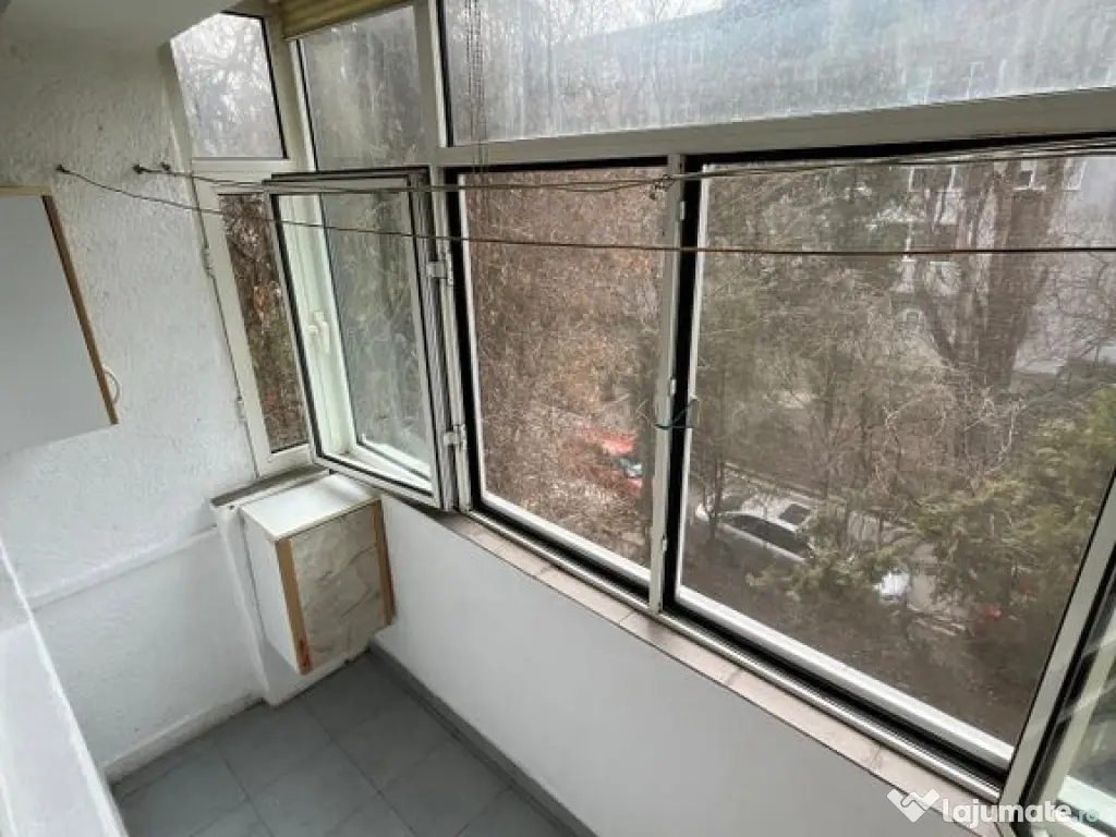 Apartament 3 camere Dacia 