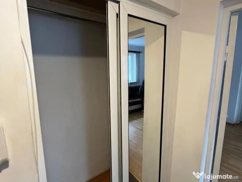 Apartament 3 camere Dacia 