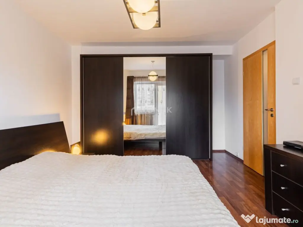 Apartament 4 camere suprafata mare zona Scriitorilor Brasov 