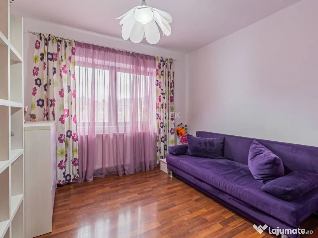 Apartament 4 camere suprafata mare zona Scriitorilor Brasov 