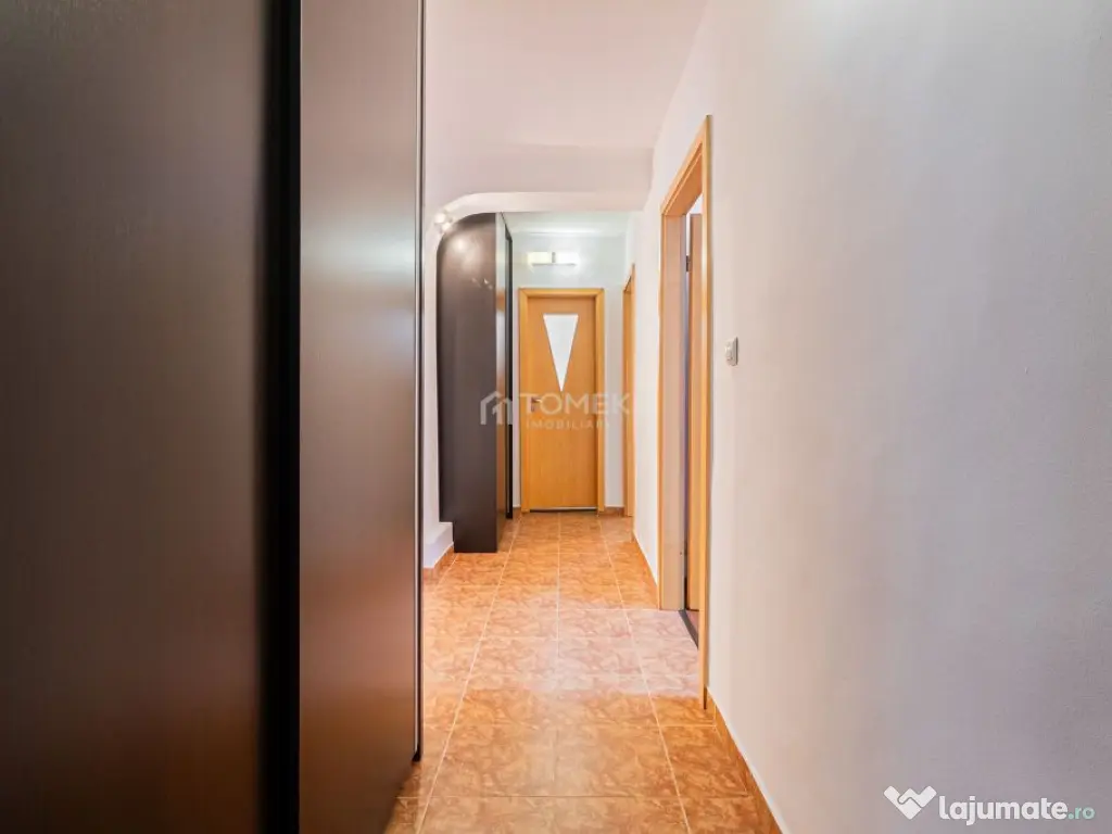 Apartament 4 camere suprafata mare zona Scriitorilor Brasov 