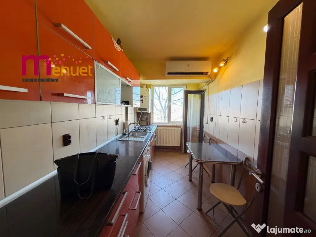 Apartament 2 camere,str.Mircea Voda