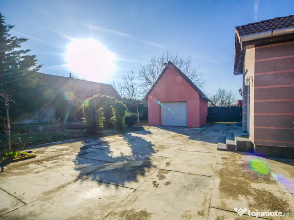 Casa cu 3 camere si 785 mp teren, zona Micalaca, Arad 