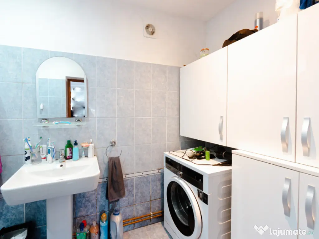 Casa cu 3 camere si 785 mp teren, zona Micalaca, Arad 