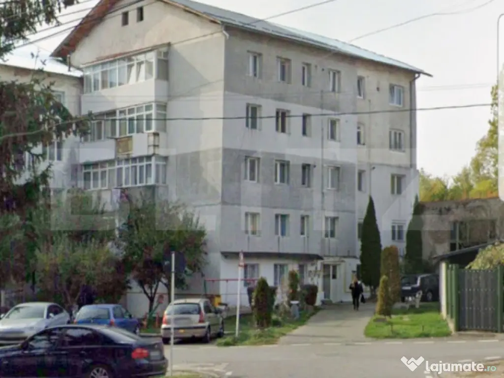 Apartament 3 camere – Fieni | 2 dormitoare | balcon | nece 