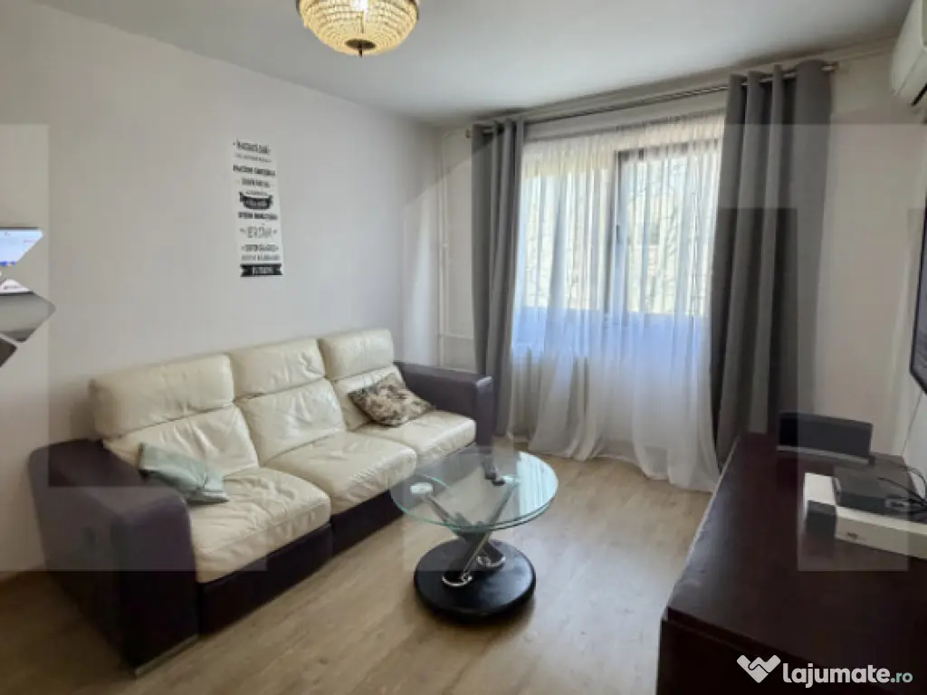 Apartament Primitor cu 3 Camere – Zona Românilor 