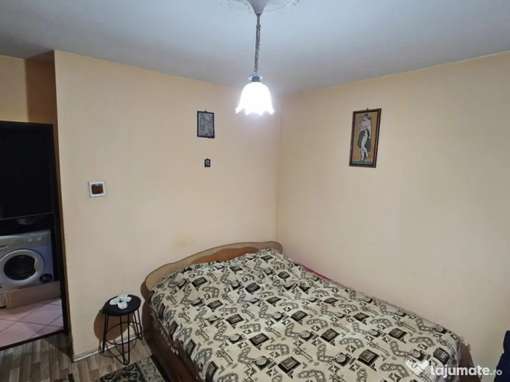 Blv BUCURESTI - decomandat |57 mp utili | Vedere bulevard 