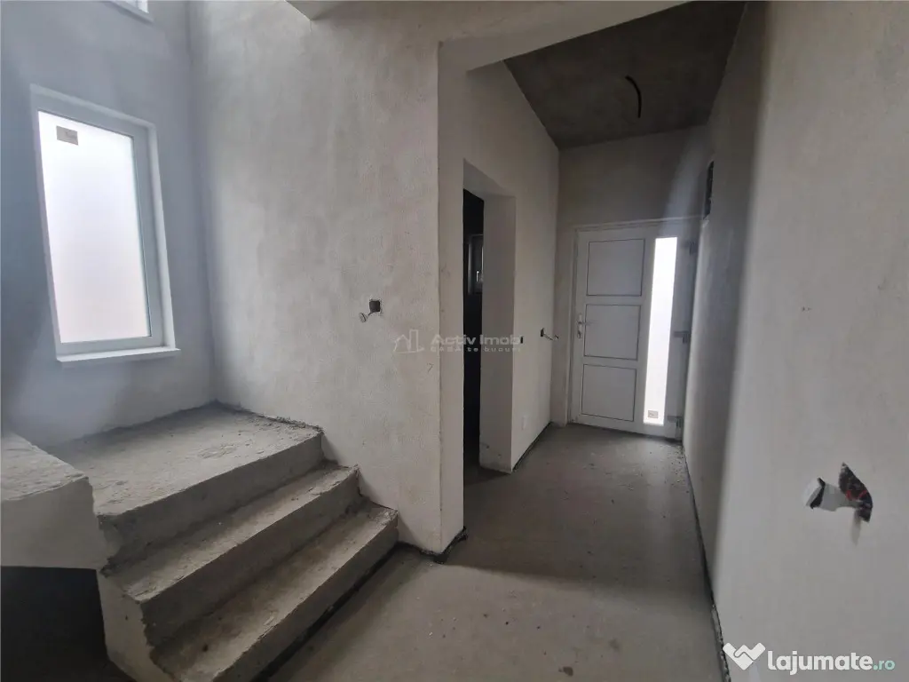 Casa P E, teren 179 mp - Caminul De Batrani - Spitalul Judet 
