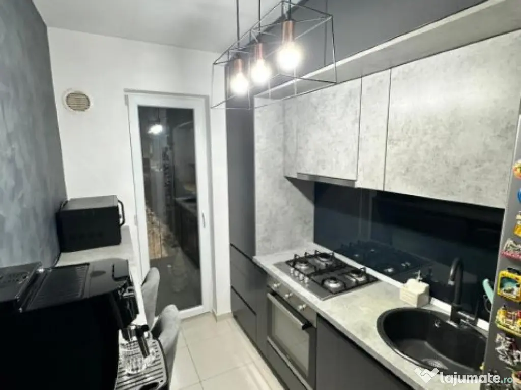 Drumul Taberei-Ghencea-Brasov, 10 min Metrou Raul Doamnei 