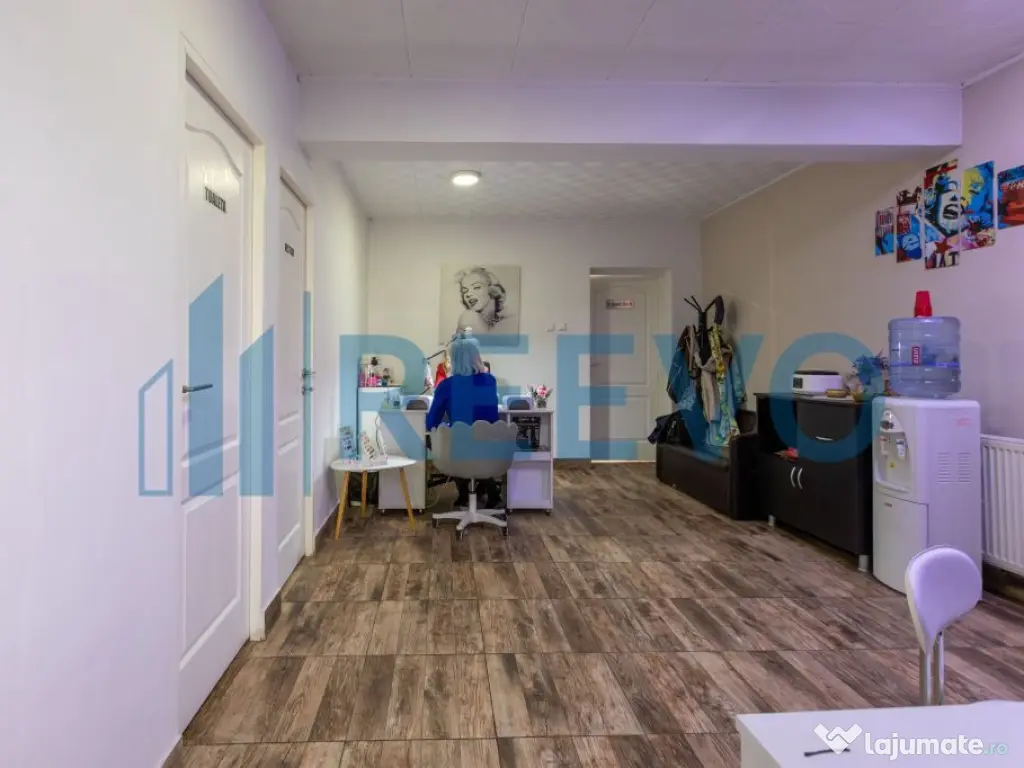 Clădire și teren de investiție, central Roman 