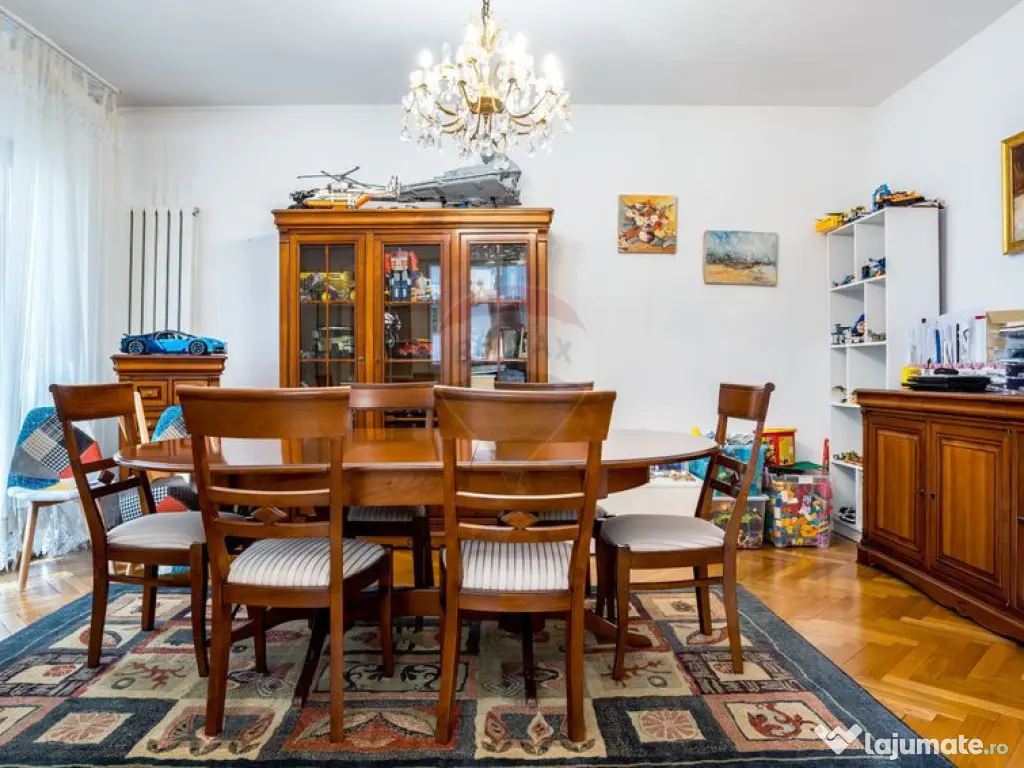 De vanzare apartament 4 camere in Grigorescu, imobil mic ... 