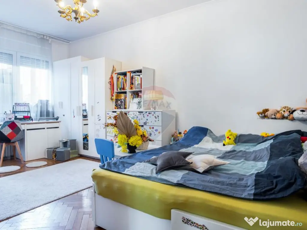 De vanzare apartament 4 camere in Grigorescu, imobil mic ... 